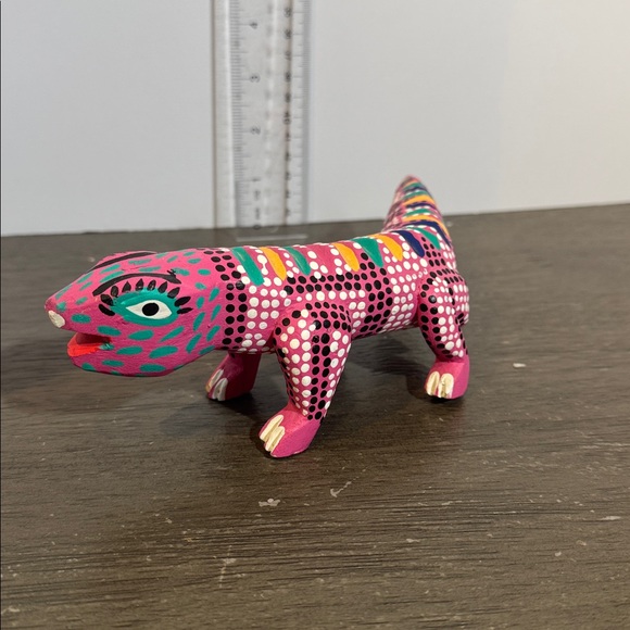 Vintage Pepe Santiago lizard Mexican Folk Art Hand Painted Oaxaca wood carving - Picture 2 of 5